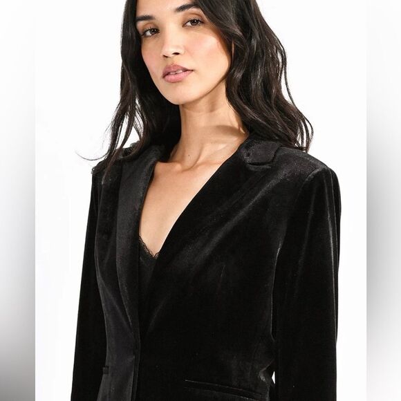 Molly Bracken Elegant Black Women's Blazer size XS- like new condition - Picture 6 of 13